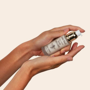 كريم العين بي فينوم وايلد فيرنز Wild Ferns Bee Venom Eye Crème