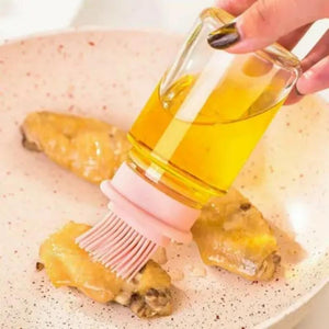 (علبة مزيتة صغيرة مع فرشاة سيلكونية ( 150 مل Small Oil Can with Silicone Brush (150 ml .)