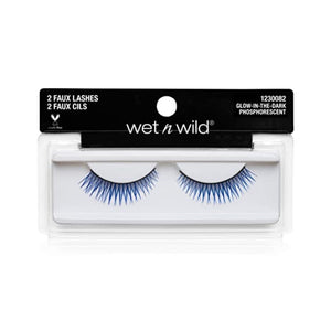 رموش صناعية بلون أزرق من ويت ان وايلد فانتسي ميكرز تتوهج في الظلامWet n Wild Fantasy Makers Blue Colored False Eyelashes Glow in the Dark