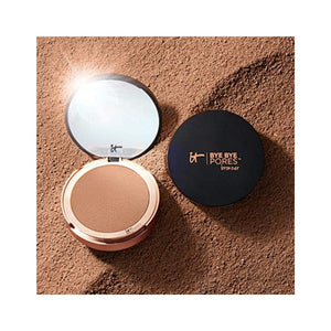 برونزر مضاد للشيخوخة من آي تي كوزماتيكس IT Cosmetics Bye Bye Pores Anti-Aging Bronzer, Diffuses Look of Pores + Fine Lines, Sun-Kissed Glow Face Makeup Powder, Oil-Free, Talc-Free, With Hyaluronic Acid – Universal Shade, 0.3 oz