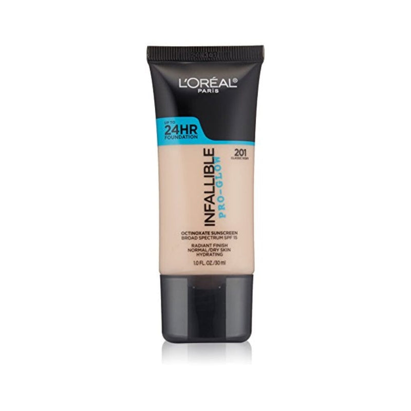 كريم أساس إنفاليبل برو جلو من لوريال باريس  عاجي كلاسيكي L'Oréal Paris Infallible Pro-Glow Foundation, Classic Ivory, 1 fl. oz.