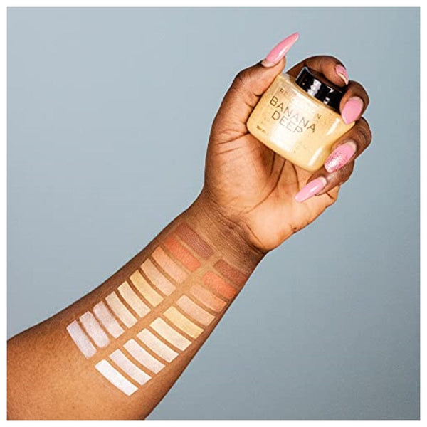 بودرة تثبيت المكياج سائبة من ميك اب ريفوليوشن Makeup Revolution Loose Baking Powder, Make Up Setting Powder, Provides Long-lasting Coverage, Reduces Shine, For Light Skin Tones, Banana Light, 32g