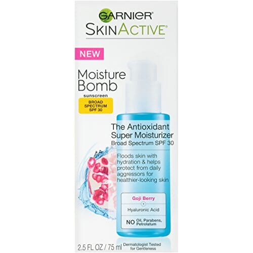 مرطب غارنييه بحمض الهيالورونيك Garnier SkinActive SPF 30 Moisturizer with Hyaluronic Acid, 2.5 fl. oz.