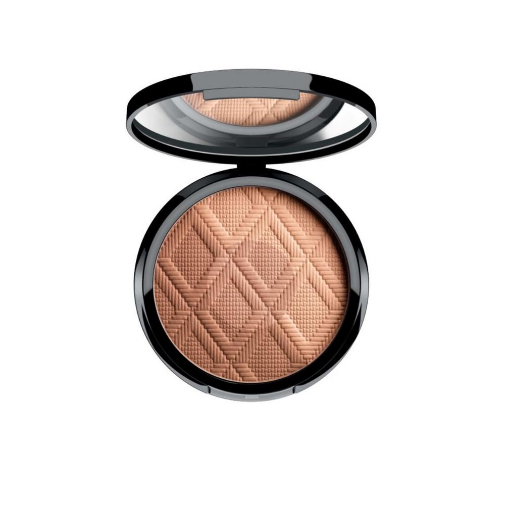 The first Sezen ARTDECO All Seasons Bronzing Powder